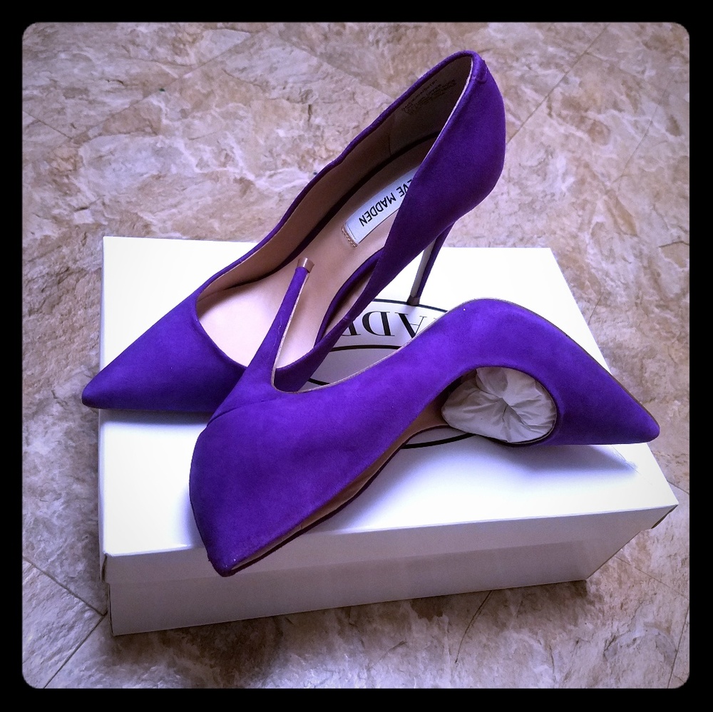 Steve Madden Daisie Pointed Toe Pump